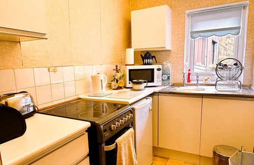 Arkengarthdale Cabaña | Remote Cottage on the grounds of a working farm with central heating, smart TV and WiFI.