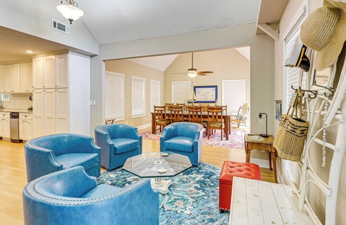 Eatonton Casa | Remote Escape: Lake Home w/ Dock in Sparta!