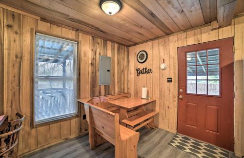 New Concord Casa | Remote Kentucky Cabin with Fire Pit and 2 Ponds