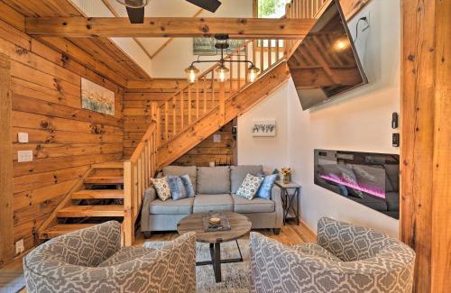 Purlear Casa | Remote Mountain Escape with Hot Tub and 122 Acres!