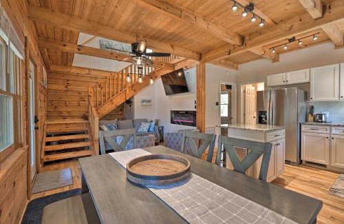 Purlear Casa | Remote Mountain Escape with Hot Tub and 122 Acres!