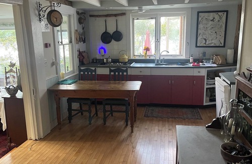 Fair Haven Casa | REMOTE, ROMANTIC, RELAXING, RURAL VERMONT DIRECT WATERFRONT
