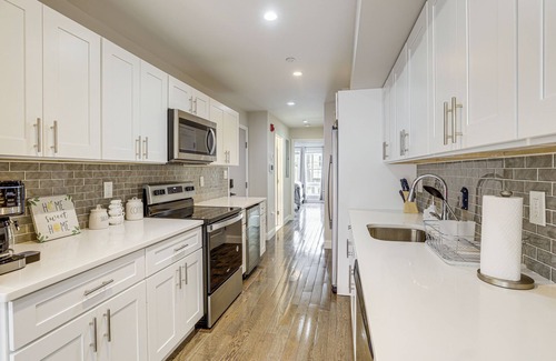 Point Breeze Condominio | Remote Work Hub: Philly Condo 3 Mi to Center City!