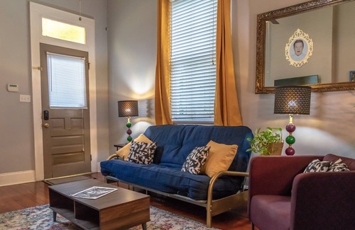 East Riverside Casa | Hip Historic Uptown Apartment - A dos cuadras de Magazine St
