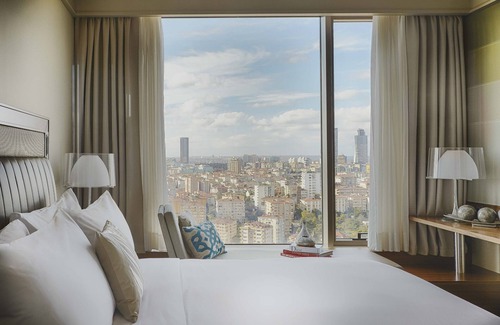 Gayrettepe Hotel | Renaissance Istanbul Polat Bosphorus Hotel
