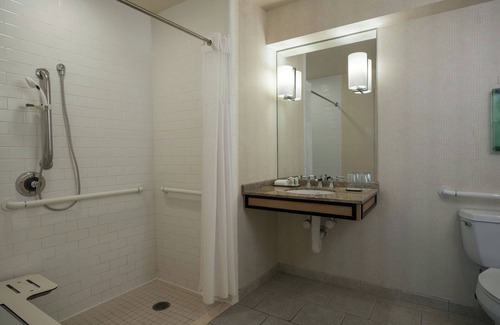 Central Business District Hotel | Renaissance New Orleans Arts Warehouse District Hotel