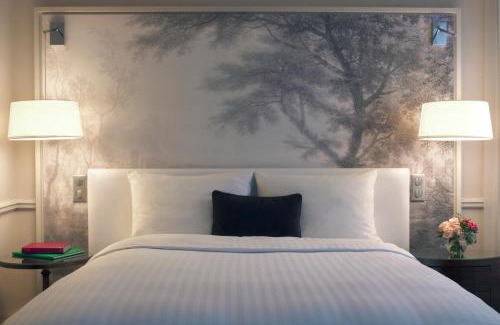 Porte-Dauphine Hotel | Renaissance Paris Nobel Tour Eiffel Hotel
