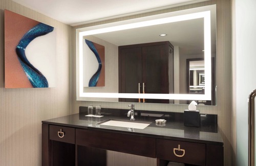 Downtown Phoenix Hotel | Renaissance Phoenix Downtown