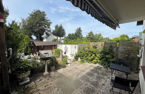 Neumuenster Casa | Rendsburgerstraße 161 - 4 bedrooms with parking space