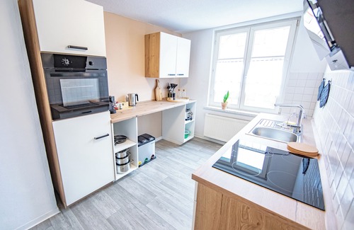 Ruhla Apartamento | Rennsteig Apartment Ruhla - Voll Ausgestattete, Neue Ferienwohnung bei Eisenach