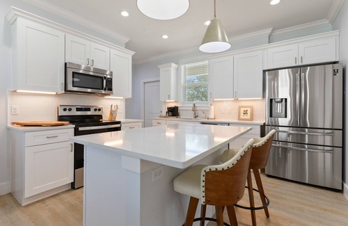 Old Town Casa | Renova in The Bay - Unit A