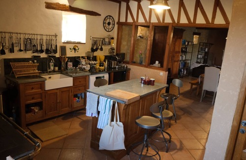 Lacroisille Casa | Renovated 18th-century fortified farmhouse with view