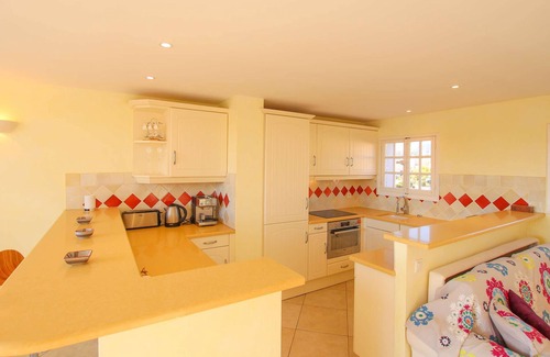 Port Grimaud Apartamento | Apartamento reformado de 3 habitaciones con amarre de 14 m.