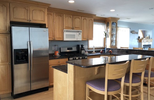 Sea Isle City Casa | 6 p CUBIERTA HOT TUB / beachblk / 2 Master Suites w / bodyjet duchas / 4 chimeneas / parques 8