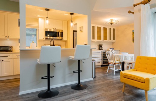Mews Village Condominio | Renovated 2bed / 2 bath - Available Aug 12 to Aug 26