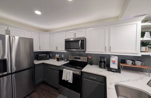 Murfreesboro Casa | Renovated 3 bd 2.5 bath centrally located next to MTSU/Night life/Restaurants/DT