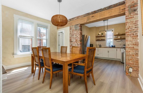Franklin Park Casa | NEW Renovated 3BDRM/2.5 BTHRM On Franklin Park Conservatory!