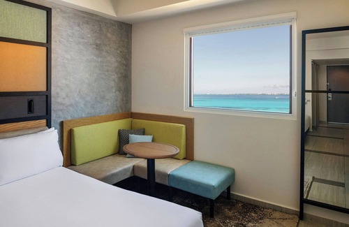 Punta Cancún Hotel | Renovated Aloft Cancun