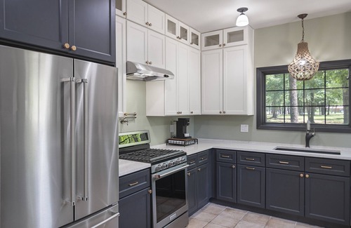 Malakoff Casa | Renovated and Sleeps 10! Close to Cedar Creek Lake, Golf and Wedding Venues