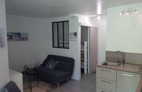 La Petite Motte Apartamento | Renovated apartment, on the ground floor, beaches and pine forest nearby