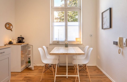 Bad Oeynhausen Apartamento | Apartamento renovado con Netflix y cama con somier