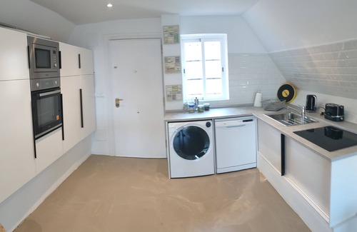 Centro de Torremolinos Apartamento | Apartamento renovado, 2 habitaciones, balcón, Wi-Fi, cerca de playas, se aceptan mascotas