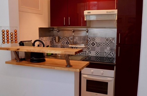 Le Bouscat Apartamento | Apartamento reformado en patio / jardín en Bouscat