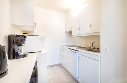 Koksijde-Bad Apartamento | Renovated apartment in Koksijde with sea-views
