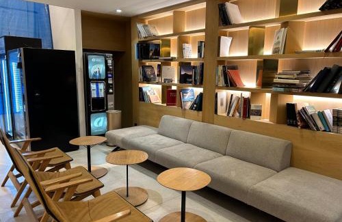 Recoletos Apartamento | Renovated apartment in Madrid Center