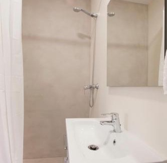Barceloneta Apartamento | Renovated apartment with sea view, VJ