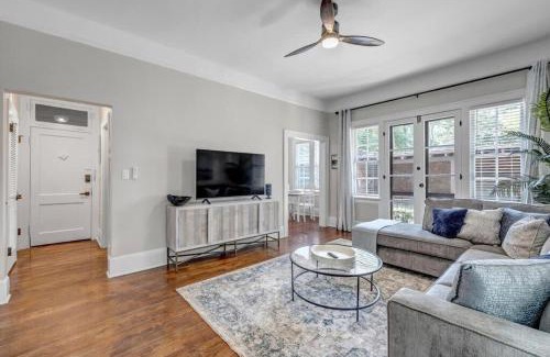Riverside Apartamento | Renovated Apt - Blocks from Shoppes of Avondale
