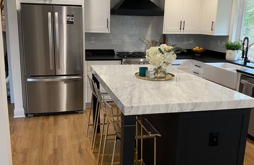 Augusta Casa | RENOVATED Augusta home .7mi WALK to the NATIONAL! RARE FIND!