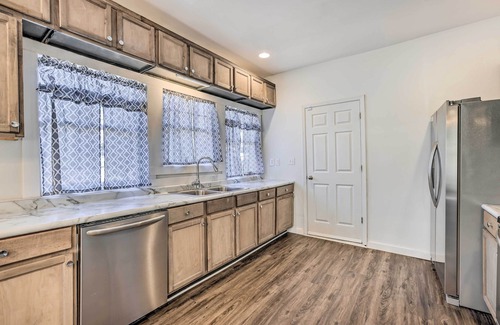 Norwood Casa | Renovated Birmingham Home ~ 2 Mi to Dtwn!