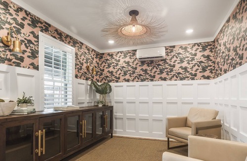 Milan Casa | Renovated Boutique Hotel, in Uptown New Orleans, 3 Blocks from St. Charles Ave.
