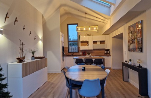 Plouguerneau Casa | Renovated Breton house