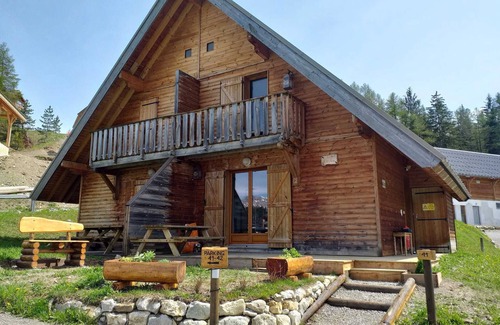 La Joue du Loup Chalet De Esquí | Chalet renovado 7 pers con terraza, guardaesquís y aparcamiento gratuito
