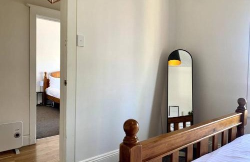 Launceston CBD Casa | Renovated Character Home