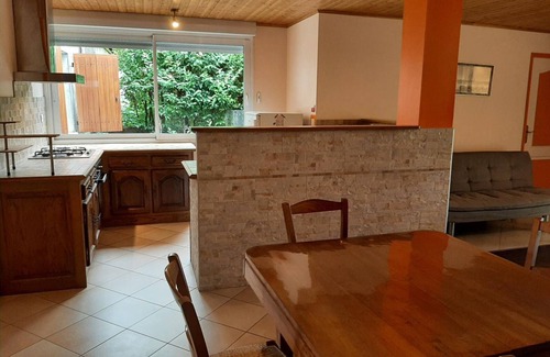 Champagne-Vigny Cabaña | Casa charentesa renovada con jardín, a 20 min de Angulema