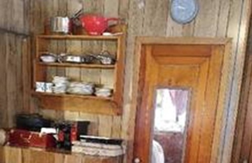 Irondale Cabaña | Renovated Cottage Across from Lake- Use of Kayaks, Highlands
