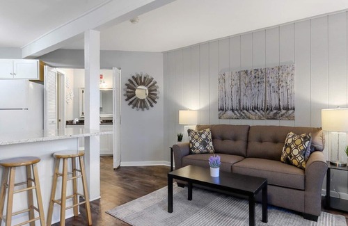 Fontana Condominio | Maravilloso condominio con servicios de Abbey Springs - Country Club Chalet