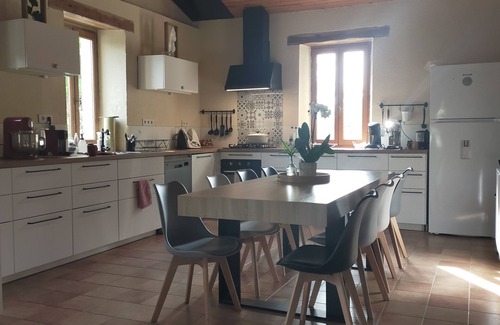 Bourg-de-Visa Casa | Renovated country house large intimate fenced park private swimming pool jacuzzi