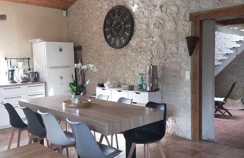 Bourg-de-Visa Casa | Renovated country house large intimate fenced park private swimming pool jacuzzi