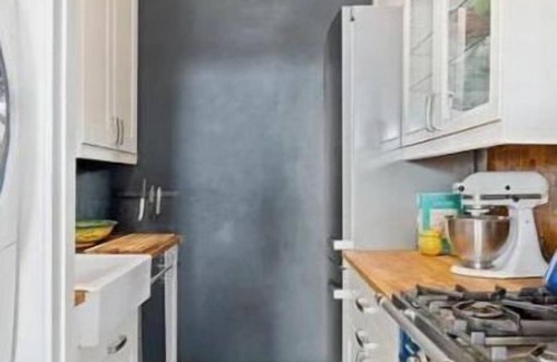 Gowanus Apartamento | Renovated Cozy 1BR in Park Slope w/ private roof deck!