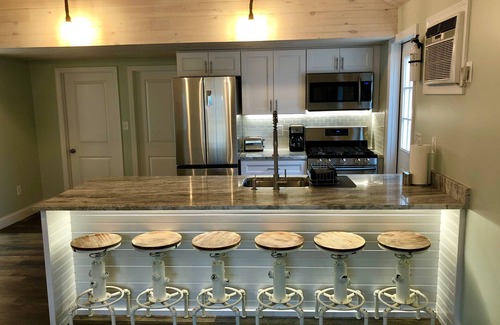 Baiting Hollow Cabaña | Renovado Cozy Chic North Fork Cottage, a pasos de la playa y ruta del vino.