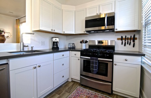 East Downtown Houston Apartamento | EaDo Flat renovado, a pie de GRB, bares, restaurante y bar adyacentes al estadio