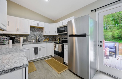 Cary Casa | Renovated, Family-Friendly 4BR Retreat in Quiet Cul-de-sac. USA Baseball!