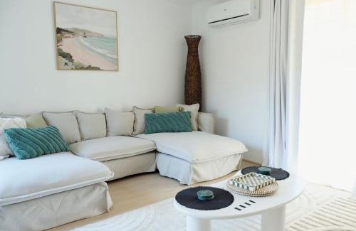 Varsity Lakes Casa | Renovated Family Retreat Pet Friendly
