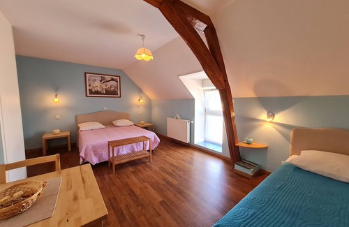 Cravant Cama Y Desayuno | Granja renovada cerca de Beaugency, 4 habitaciones, desayuno casero, cerca de La Loire en bici