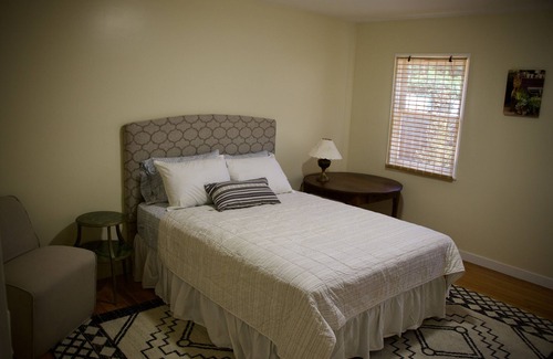 Casitas Springs Otro | Renovated Farmhouse on 3/4 acre