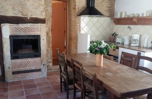 Saint-Chamassy Casa | Renovated farmhouse, quiet location, unobstructed view, private pool
